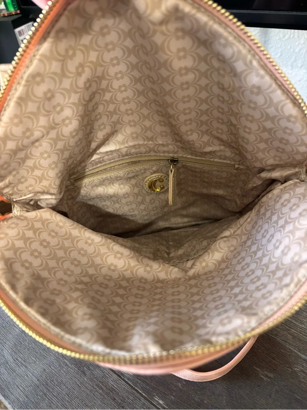 N/A stylish leather